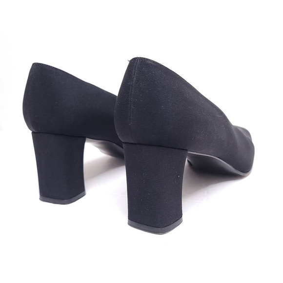 STUART WEITZMAN Vintage Fabric Block Heel Pump - Picture 5 of 6